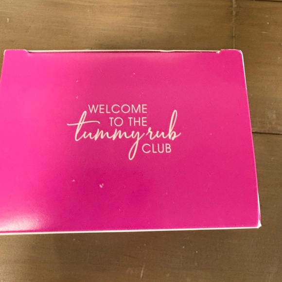 Mama Mio Tummy Rub Butter - Picture 2 of 6